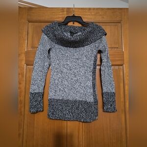 White House Black Market Sweater Medium Wool Blend Pullover Metallic Cowl Neck